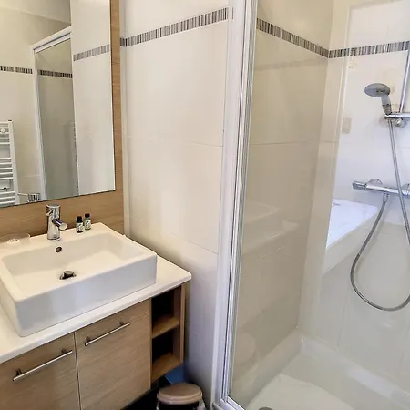 Apartamento 3 Bedrooms, 3 Bathrooms Lecerf 411 *