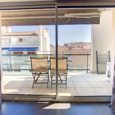 3 Bedrooms, 3 Bathrooms Lecerf 411 Apartamento