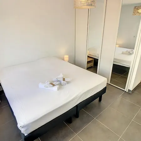 3 Bedrooms, 3 Bathrooms Lecerf 411 Cannes