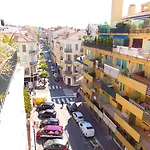 3 Bedrooms, 3 Bathrooms Lecerf 411 Apartman Cannes